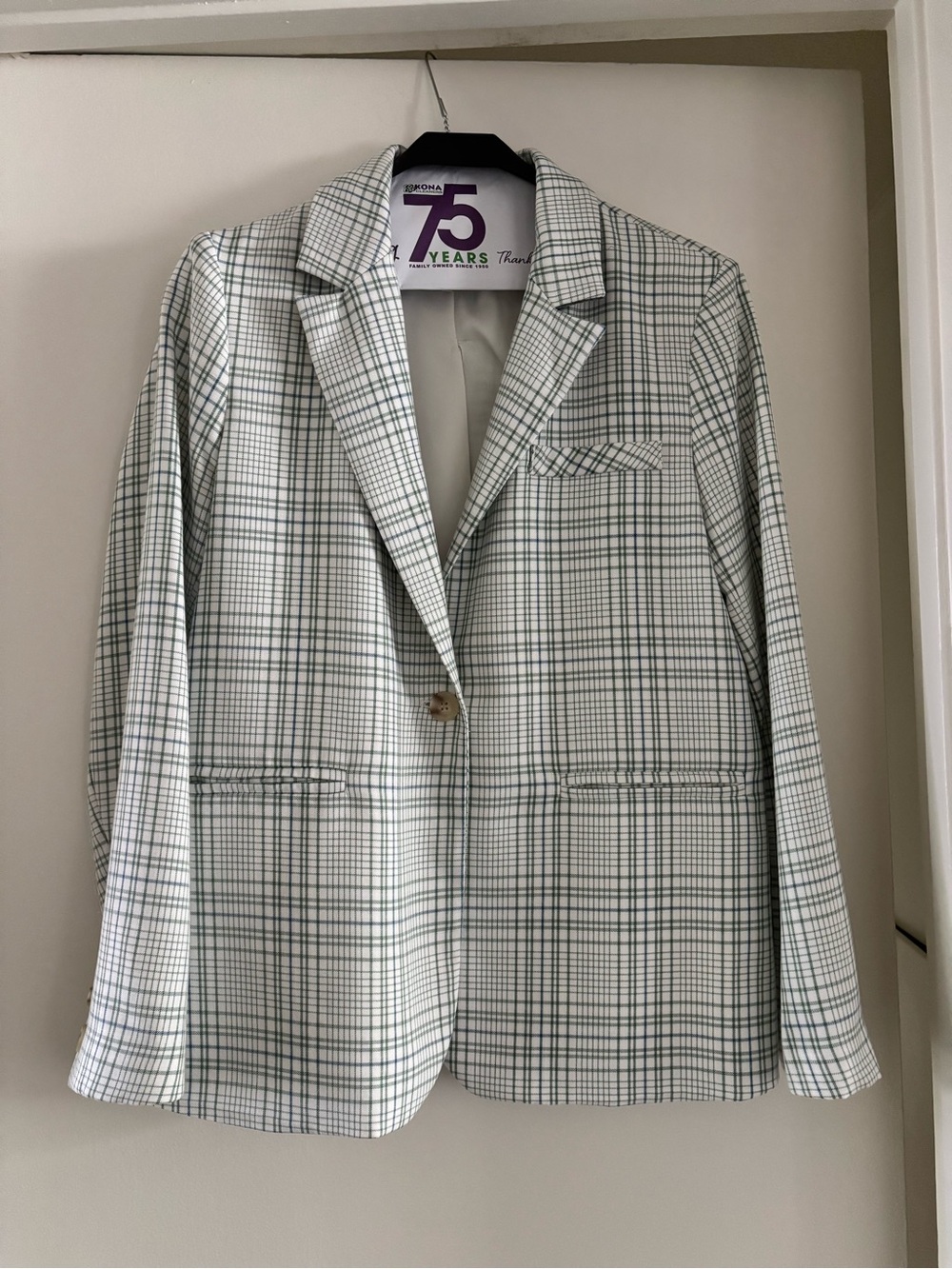 Greylin White and Green Plaid Single-Button Blazer